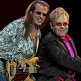 Elton-John-bassist-dead-in-apparent-suicide