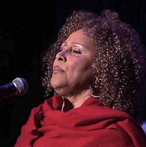 Darlene-Love-suffers-heart-attack