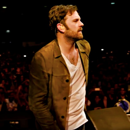 Kings-Of-Leon-collectors-box