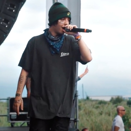 Lil Xan suffered seizures after stopping prescription drugs 'cold turkey'