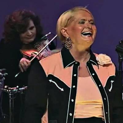 Country singer Lynn Anderson dies