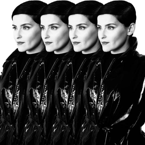 Nelly-Furtado-behind-the-scenes-of-Parking-Lot-video