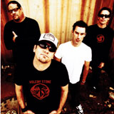 Pennywise-issue-statement-after-singer-oollapses-on-stage