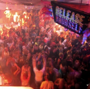 Superstar DJ Sanchez gives Irish fans another chance in Cork