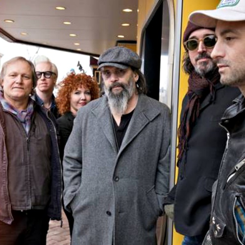 Steve-Earle-to-write-memoirs-for-autistic-son
