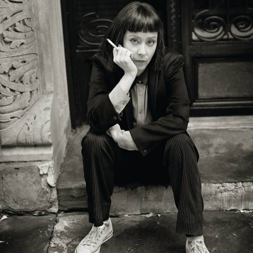 Suzanne-Vega-celebrates-25-years-since-Solitude-Standing