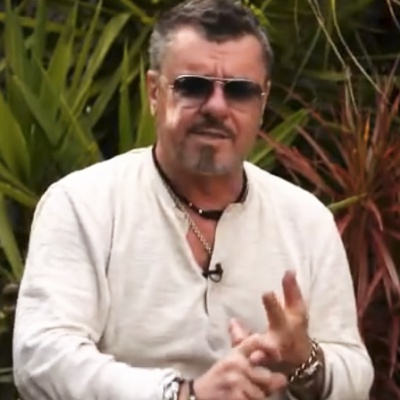 INXS guitarist severs finger