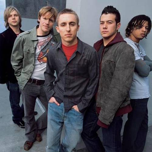 Yellowcard-unveil-new-video-for-Here-I-Am-Alive