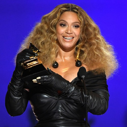 Beyonce sort un EP surprise de 4 chansons – News 24