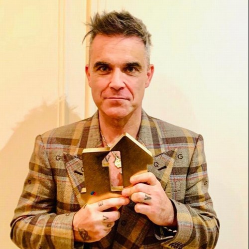 Robbie Williams breaks chart record previously held by Elvis Presley – Music News