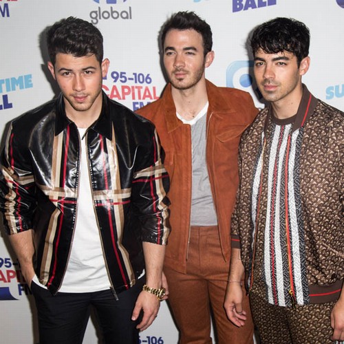 Jonas Brothers auf dem Weg zum Broadway für fünf Nächte – Music News
