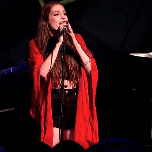 Birdy-announces-more-dates