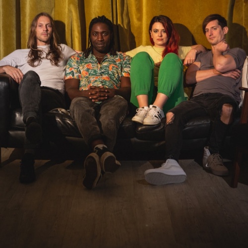 Bloc-Party-reunite-for-Christmas