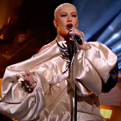 Christina-Aguilera-will-miss-Adam-Levine