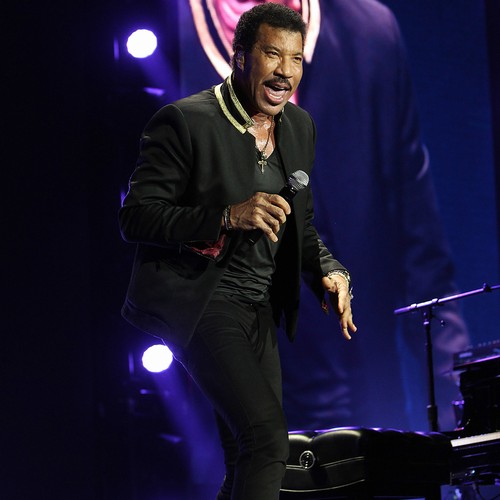 Lionel Richie ‘demands talk with daughter Sofia’s beau Justin Bieber’