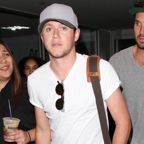 Niall Horan beats current One Direction bandmates with first solo single