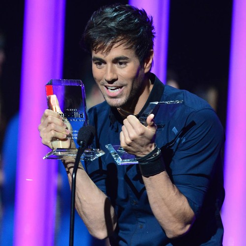 Enrique Iglesias wins big at the Latin American Music Awards