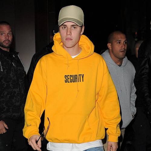 Fan punched by Justin Bieber 'considering legal action'