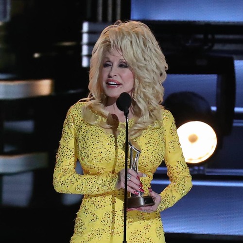 Dolly Parton planning telethon for Tennessee wildfire victims - report