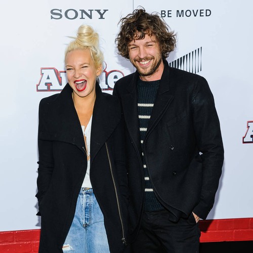 Sia files for divorce