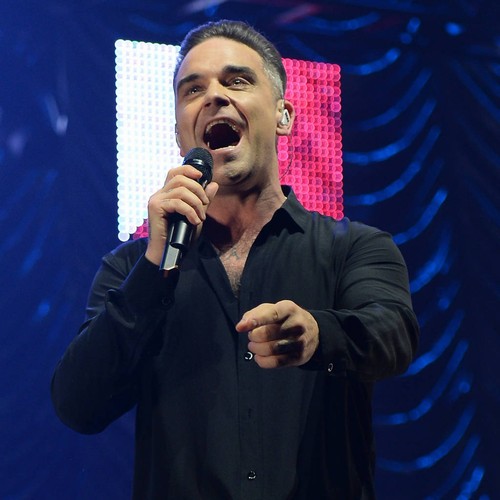 Robbie Williams posts hilarious response to hand sanitiser controversy