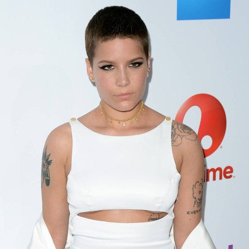 Halsey donates to Planned Parenthood