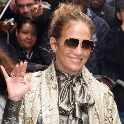 Jennifer Lopez's mother steals limelight at Las Vegas shows with offstage dancing