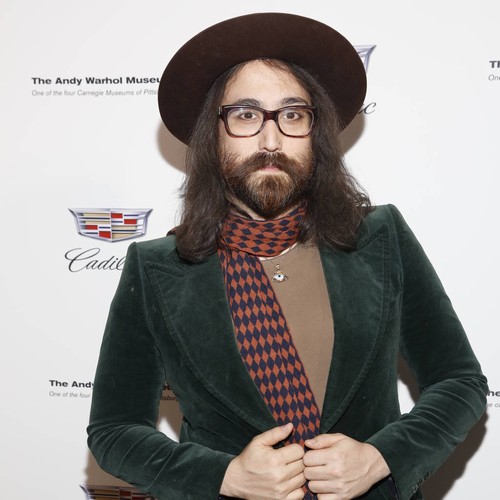 Sean Lennon recruits Willow Smith to record Carrie Fisher song