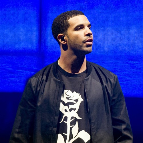 Drake sends drunk texts to Jennifer Lopez
