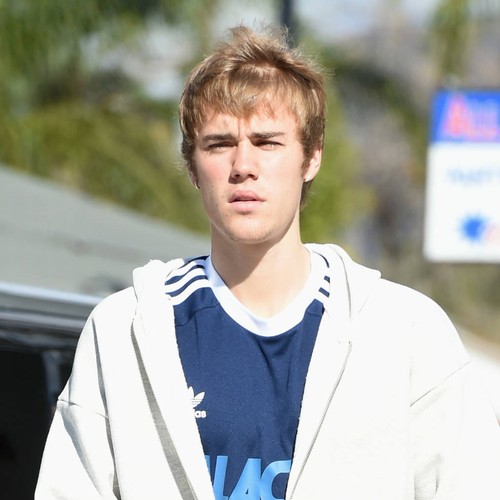 Justin Bieber to be notified of charges over graffiti crime in Brazil