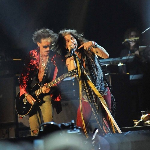 Aerosmith postpone U.S. tour to work on final album