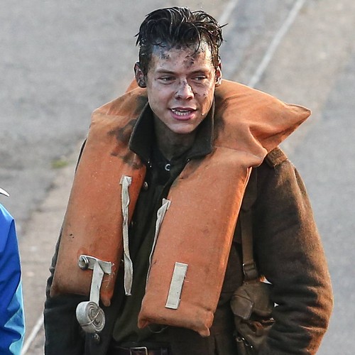 Harry Styles takes off for mid-air Sign of the Times video