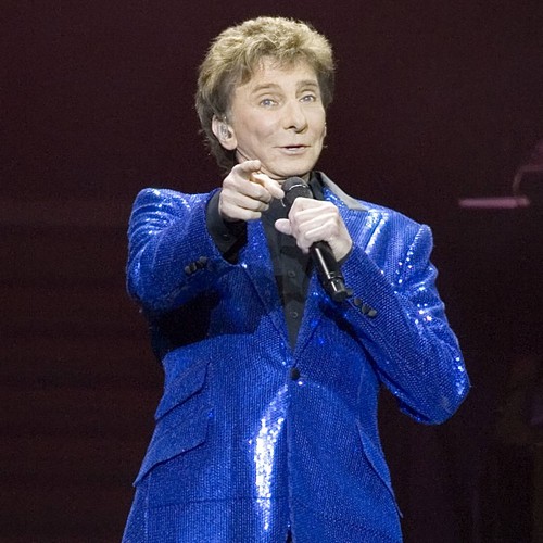 Barry Manilow teared up covering Empire State of Mind