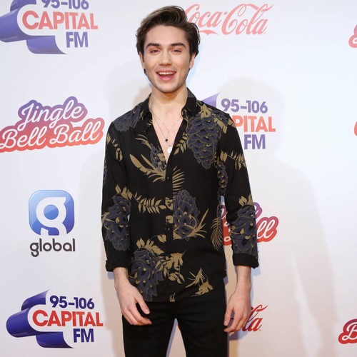 Singer George Shelley's younger sister dies after car accident