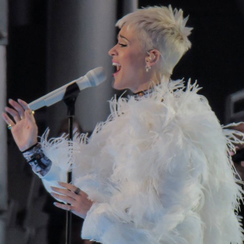 Katy Perry unconcerned with Taylor Swift's streaming return