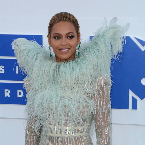 Rumours swirl suggesting Beyonce is in labour