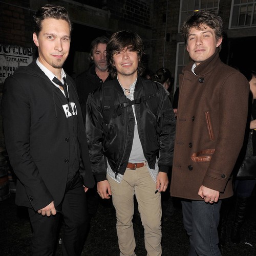 Hanson: 'Justin Bieber's music is like a venereal disease of the ear'