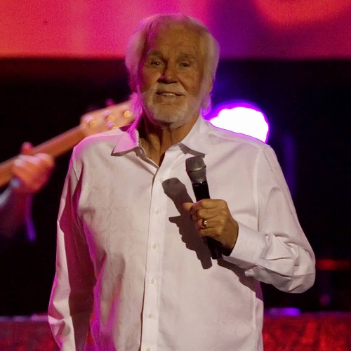 Dolly Parton insisted pal Kenny Rogers should go out with a bang