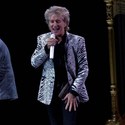 Rod Stewart 'blows fan's mind' with charity donation