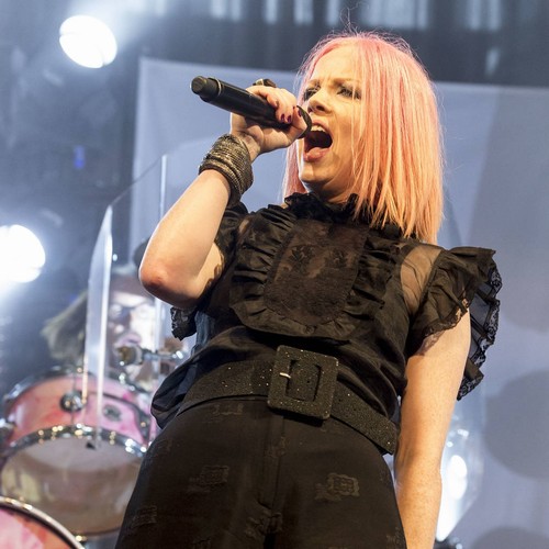 Shirley Manson in tears at gig over Donald Trump's transgender ban