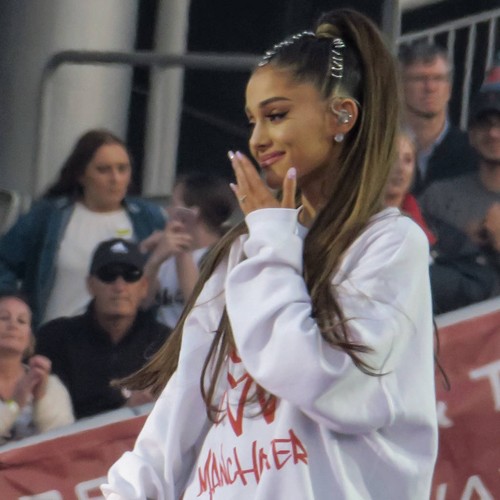 Ariana Grande laughs off Instagram hack
