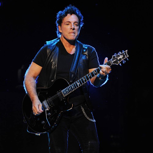 Neal Schon slams Journey bandmates over White House visit
