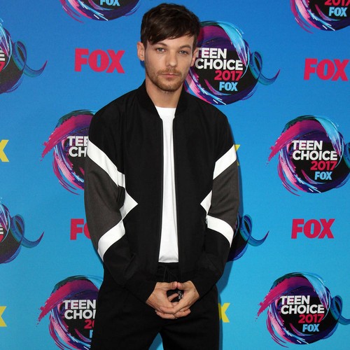 Simon Cowell scolded Louis Tomlinson for drinking before One Direction gig