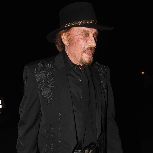 More than one million fans mourn Johnny Hallyday in Paris