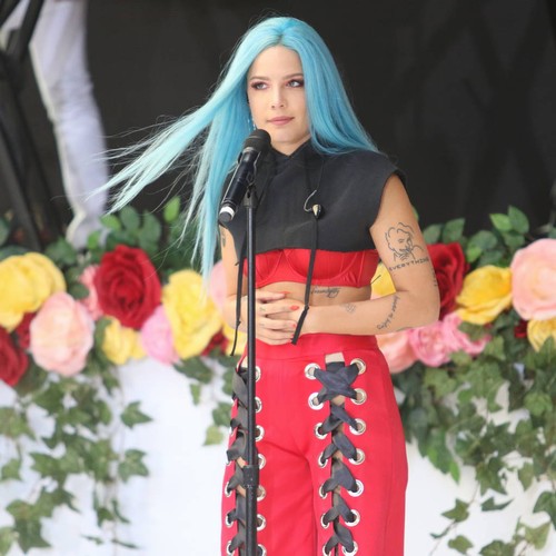 Halsey and Natalie Portman fire up protesters with powerful Women's March speeches
