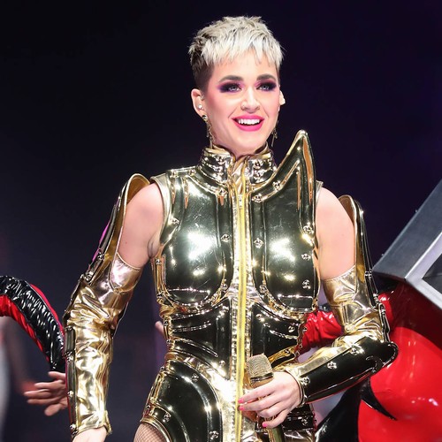 Katy Perry shuts down plastic surgery rumours