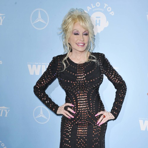 Dolly Parton: 'The time is right for a 9 to 5 reboot'
