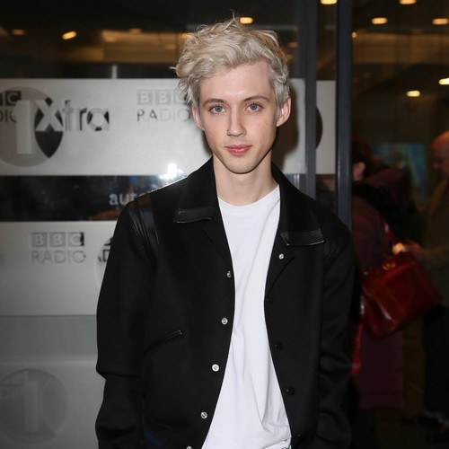 Troye Sivan rejects gay icon status