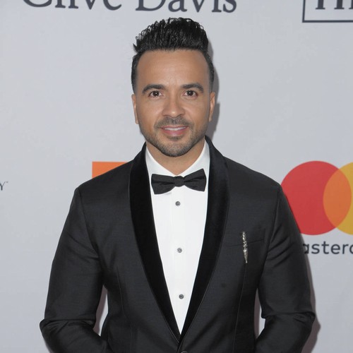 Despacito video racks up record-breaking five billion YouTube views