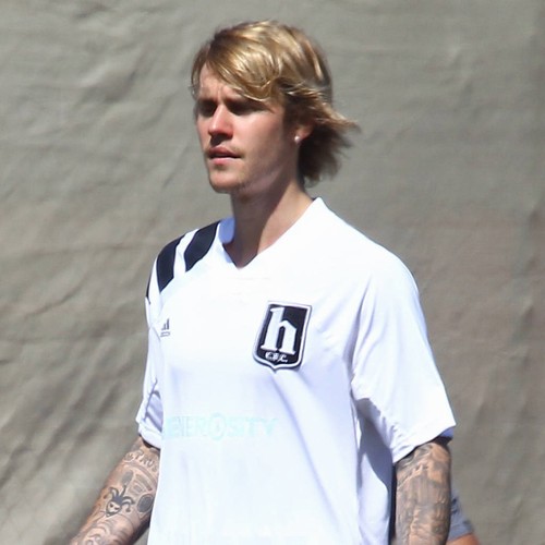 Justin Bieber ‘tempted to ditch music for Jesus’